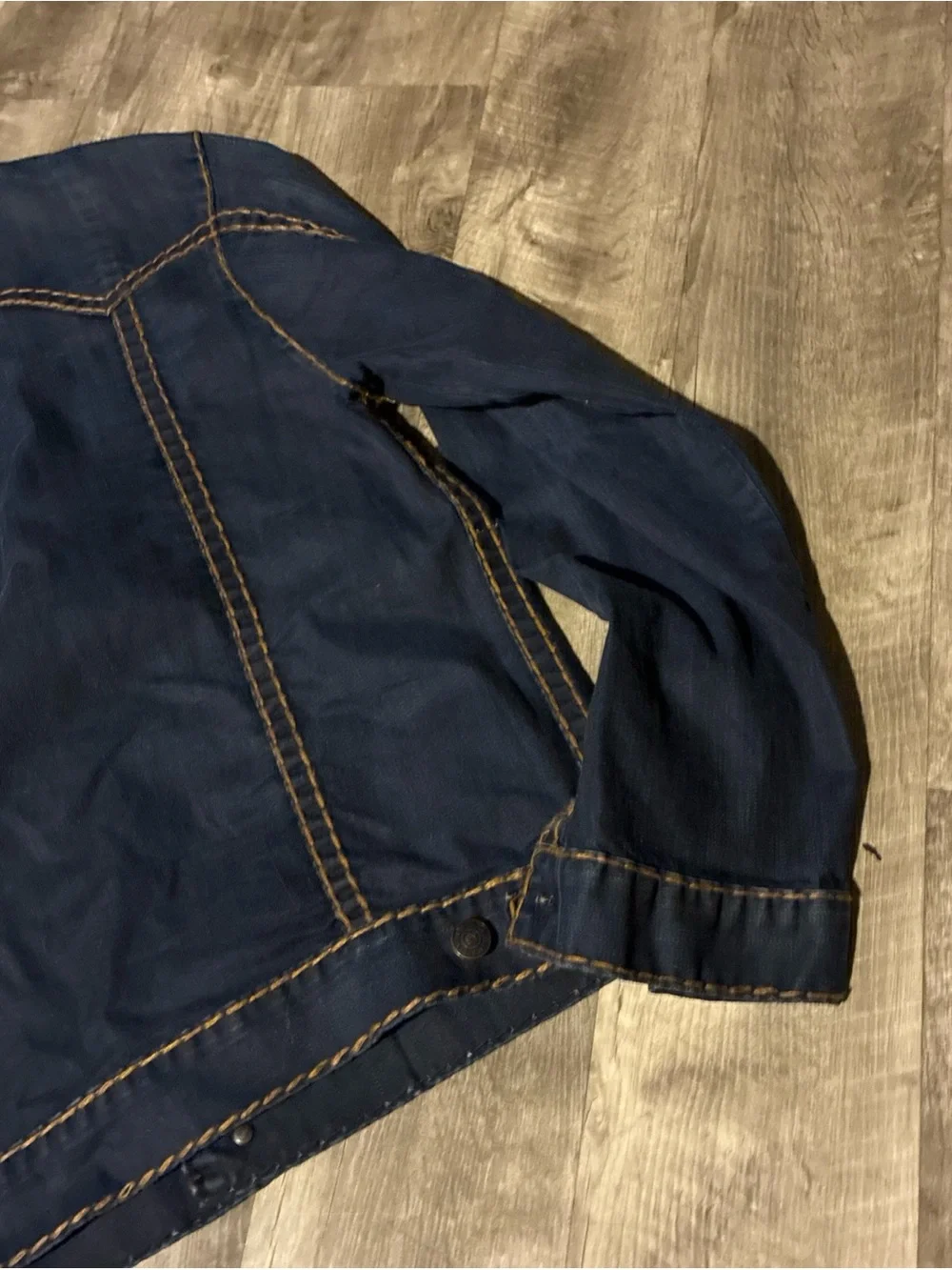 True Religion Men’s Denim Trucker Jacket XXL Big T Thick Stitch Blue Button Up